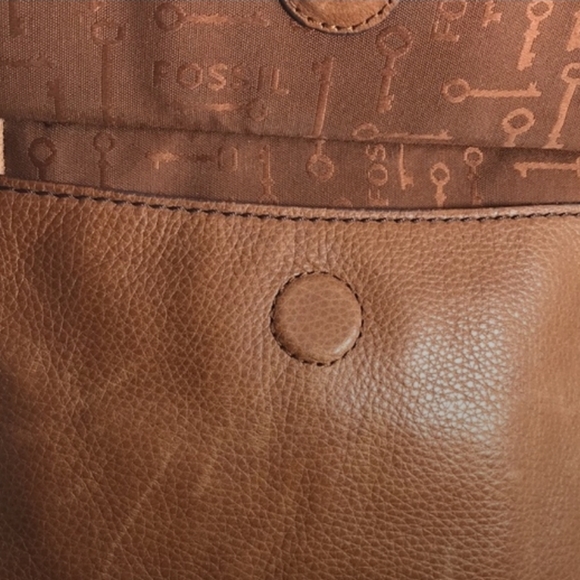 Fossil Tan Leather Small Crossbody Purse Bag - Picture 5 of 7